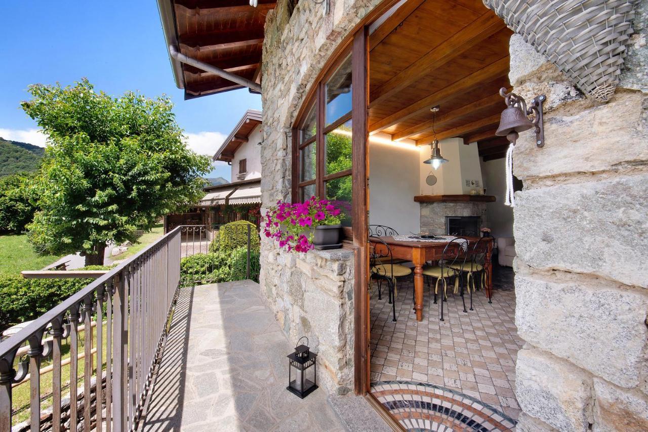 Farmhouse Of Grandfather Chek Villa Беладжо Екстериор снимка